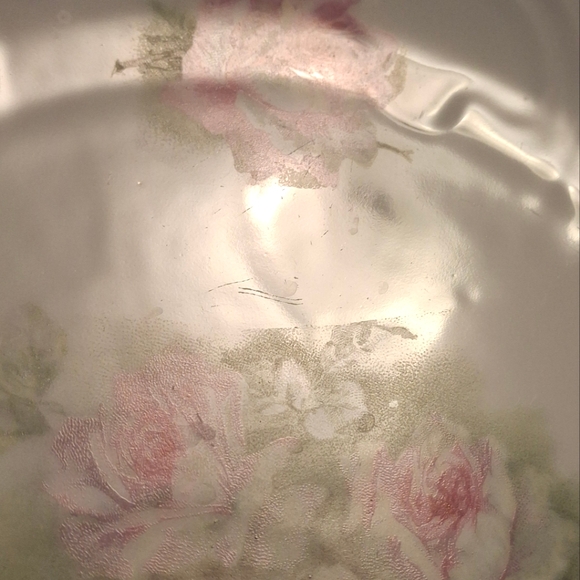 Vintage Embossed Floral Roses Handled Porcelain Plate 10.5" - Picture 6 of 6
